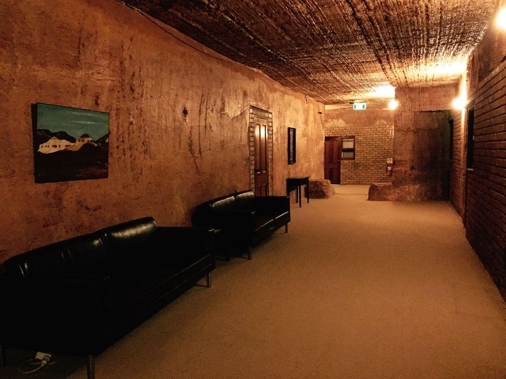 The Lookout Cave Underground Motel Coober Pedy Extérieur photo